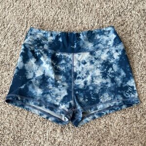 American eagle the everything shortie Tie-Dye Shorts